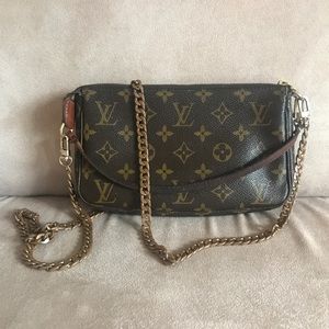 Louis Vuitton Pochette